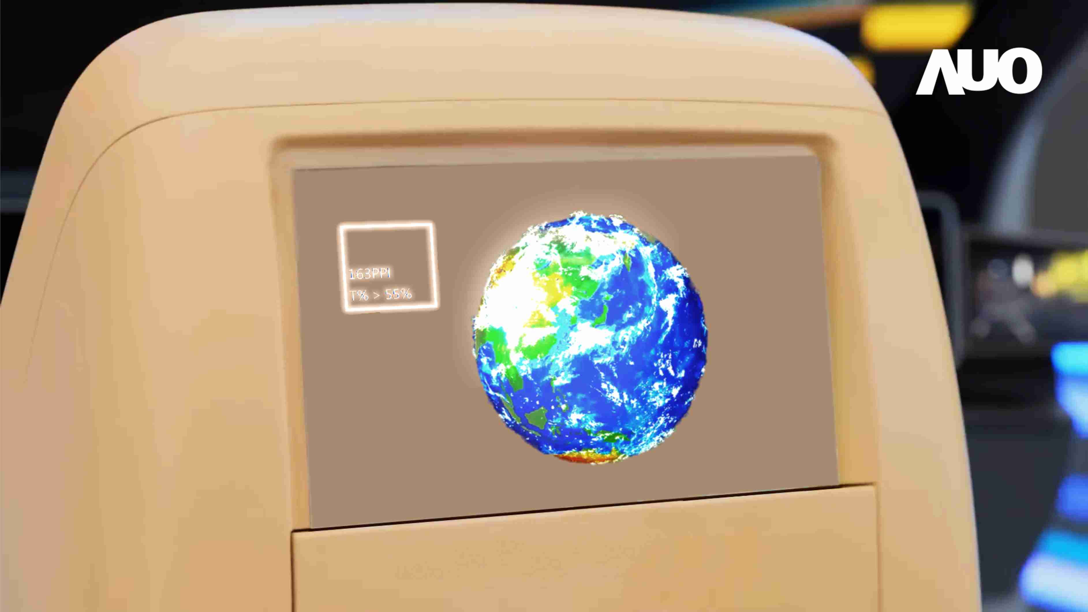 蓝狮在线突破设计与制程挑战，，，推出全球最高分辨率163ppi的13.5吋透明Micro LED面板，，并积极布局智能车市场，，，以期拓展透明显示应用的可能性