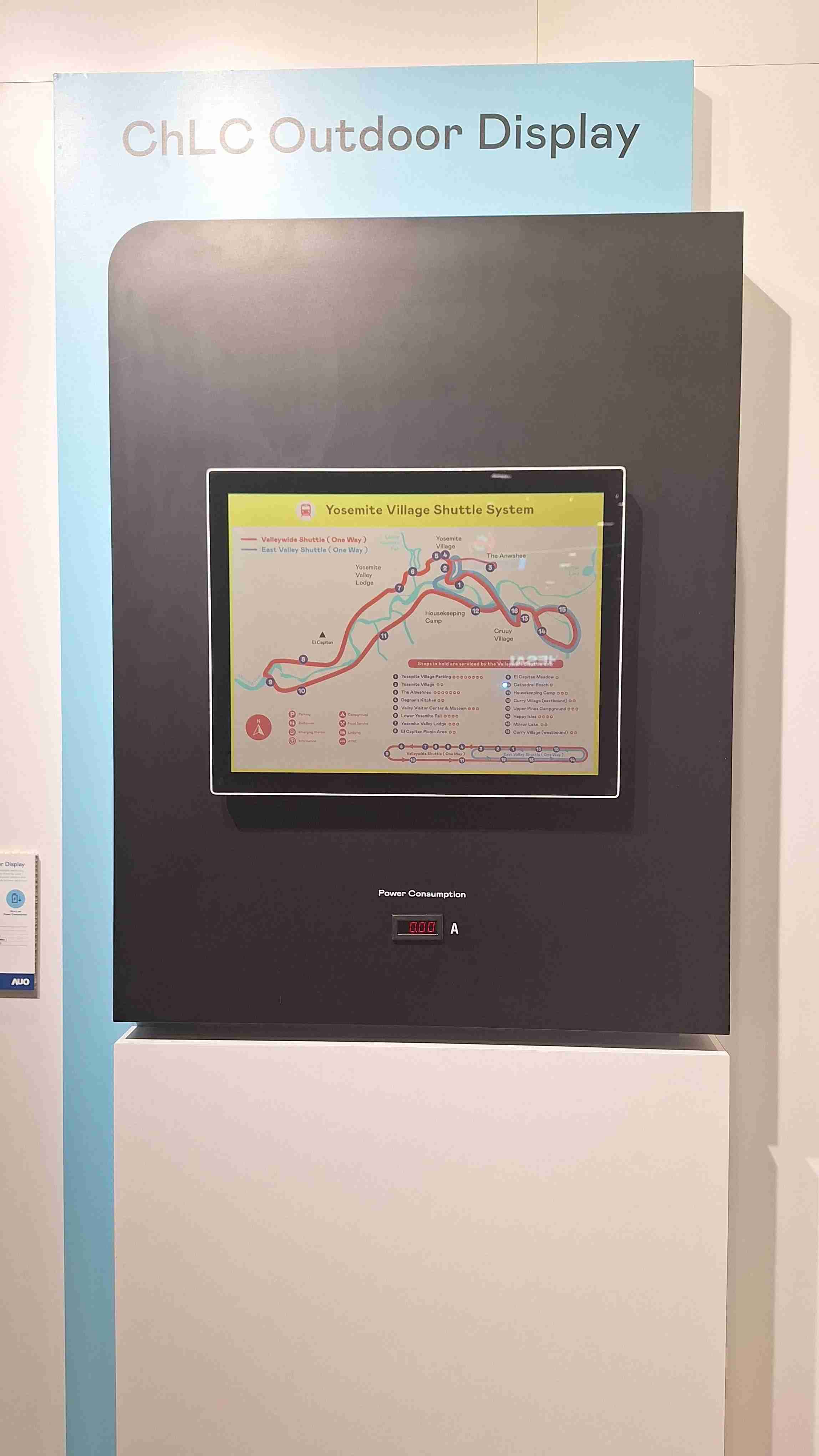 蓝狮在线的「胆固醇液晶超低耗能户外全彩显示器」不只环保省电，，，且符合户外严苛使用环境，，拥有在摄氏-30度至85度下的宽温使用优势，，并且强光愈强愈能呈现绝佳的色彩饱和度及显示效果，，，，易于安装的特性将成为户外电子看板的新首选。。