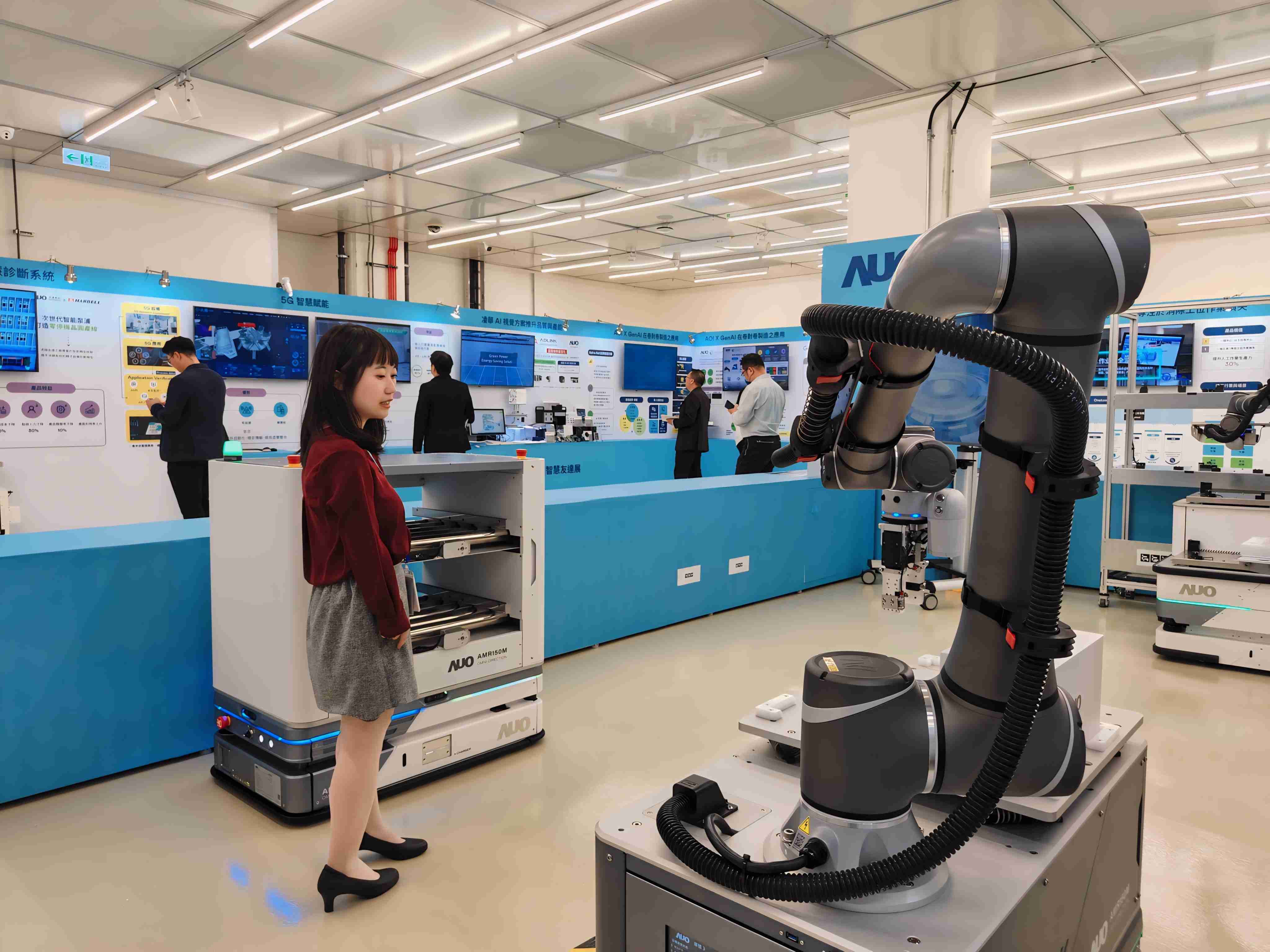 2024智能蓝狮在线展邀集生态圈伙伴共同参展，，，，从数字应用、、、净零减碳到能源发展，，，，创造全方位永续商机，，，，携手生态圈伙伴迈向永续未来